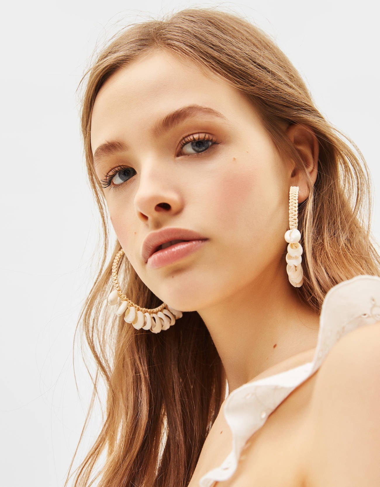Seashell hoop earrings