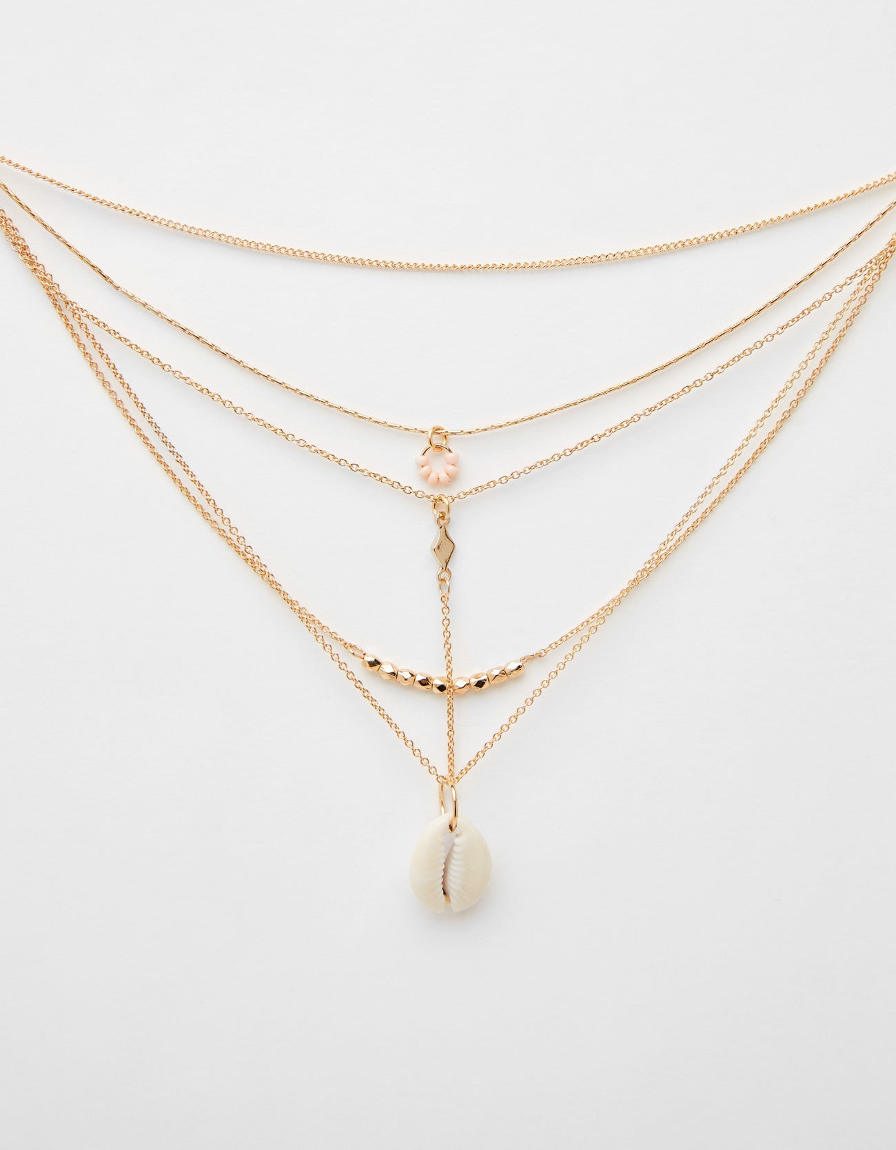 Multi-strand chain necklace with seashell