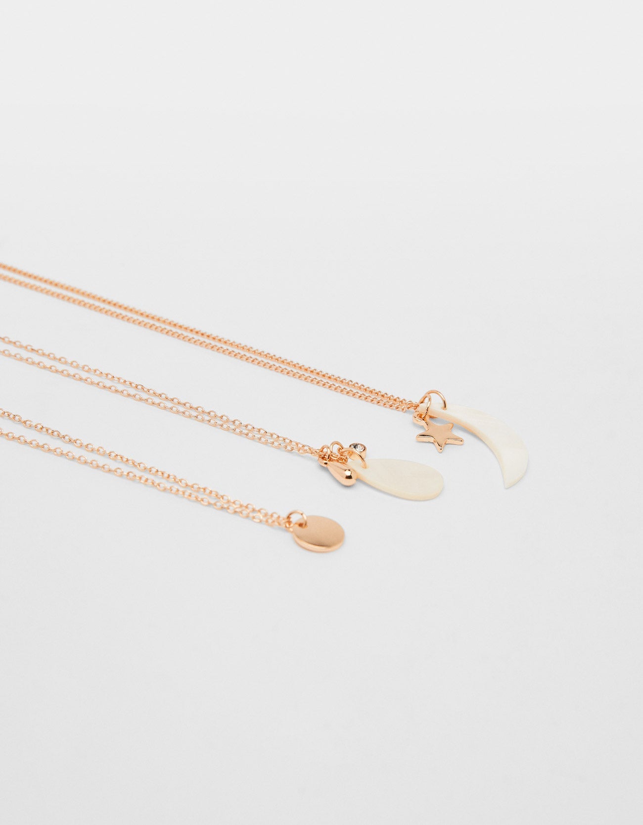 Multi-strand chain necklace
