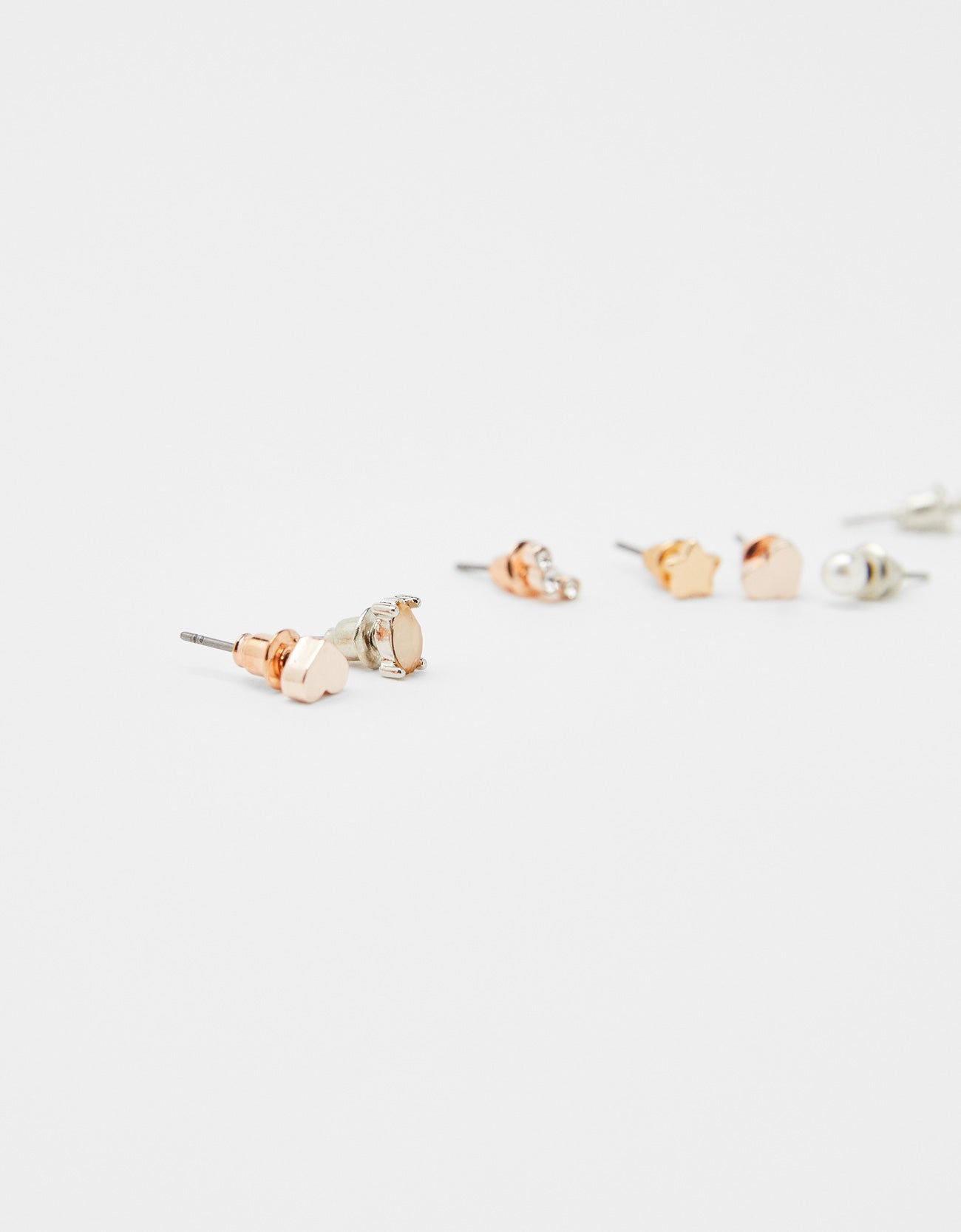 Minimalist earrings