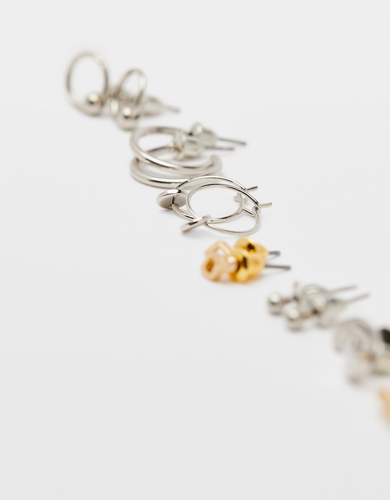 Set of minimalist earrings